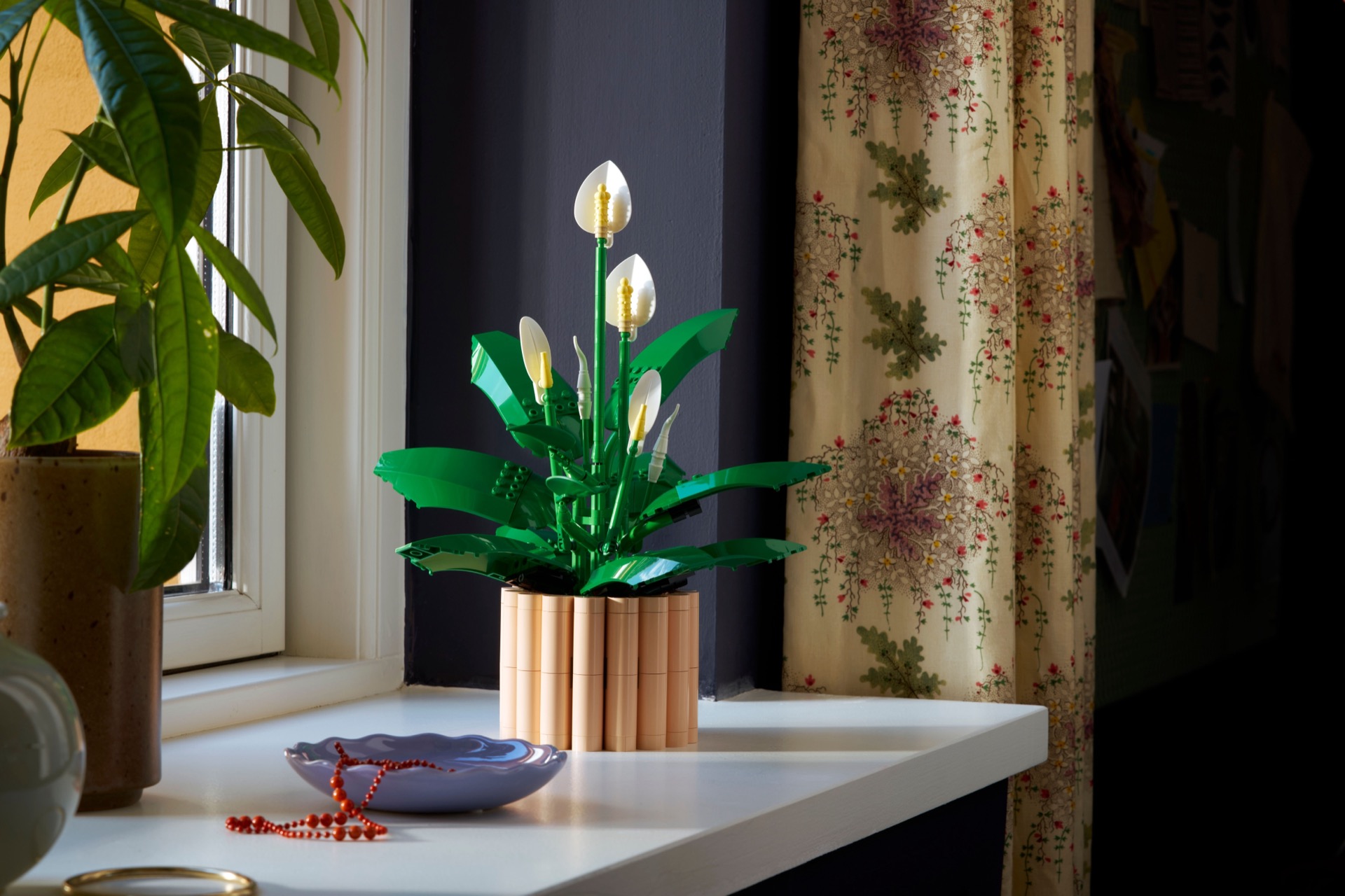 LEGO Botanicals 11504 Peace Lily 17