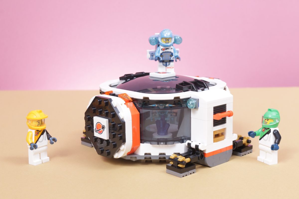 LEGO City 60446 Modular Galactic Spaceship capsule 2 1200x800