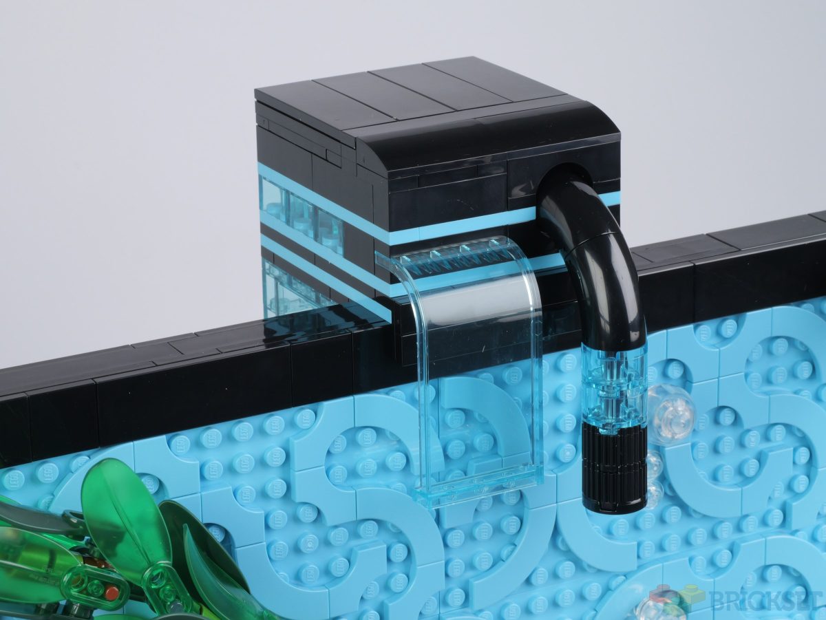 LEGO Icons 10366 Tropisches Aquarium 2 1200x901