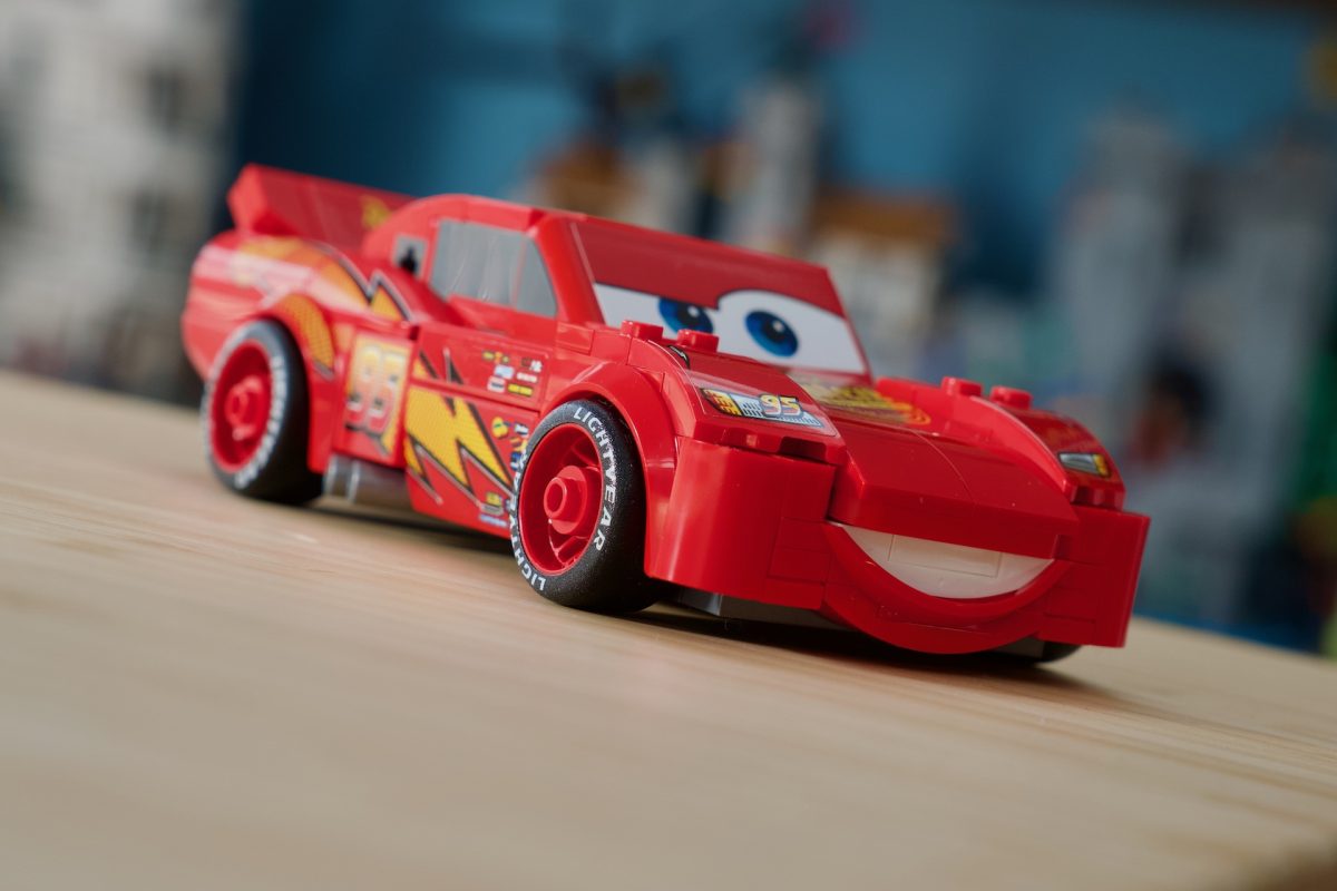 LEGO Speed Champions 77255 Lightning McQueen Testbericht 2 1200x800