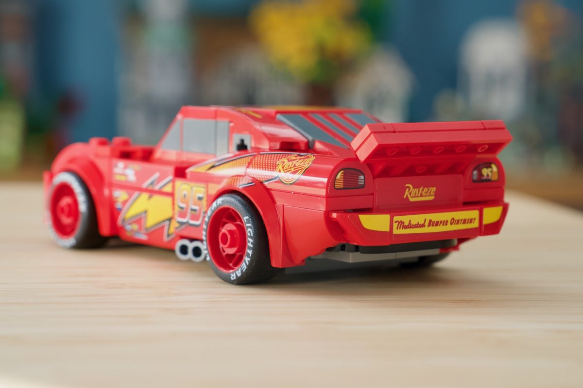 LEGO Speed Champions 77255 Lightning McQueen Testbericht 4 1200x800