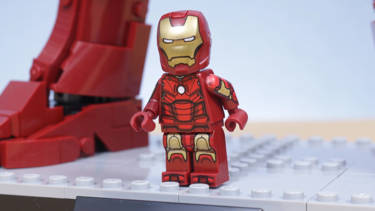 LEGO Marvel’s new Iron Man minifigure is game-changing
