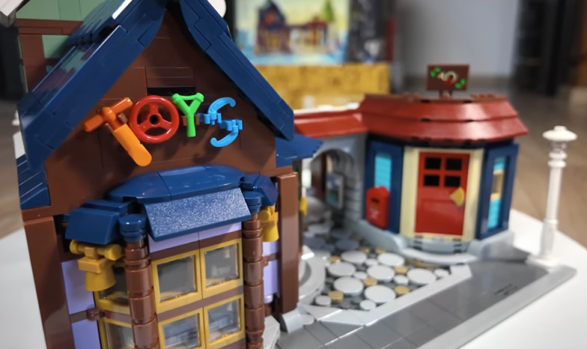 FanKlockow LEGO Employee Gift 4002025 review 3 1200x714