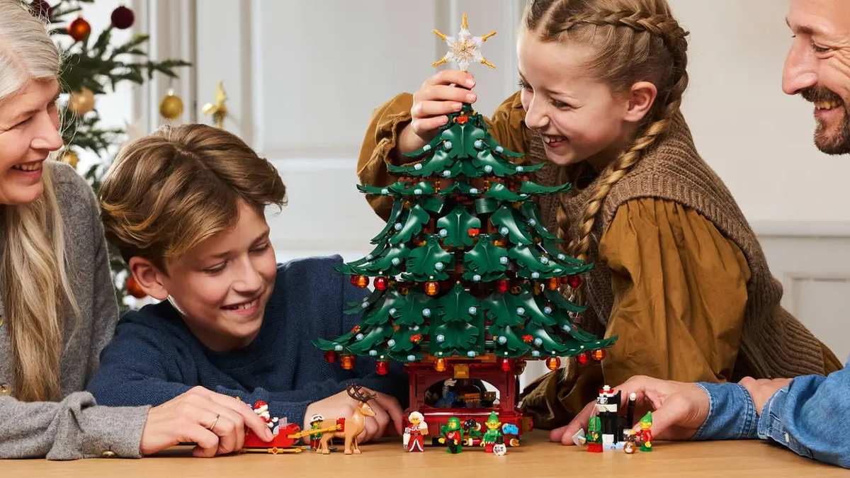 LEGO 41843 Family Christmas Tree