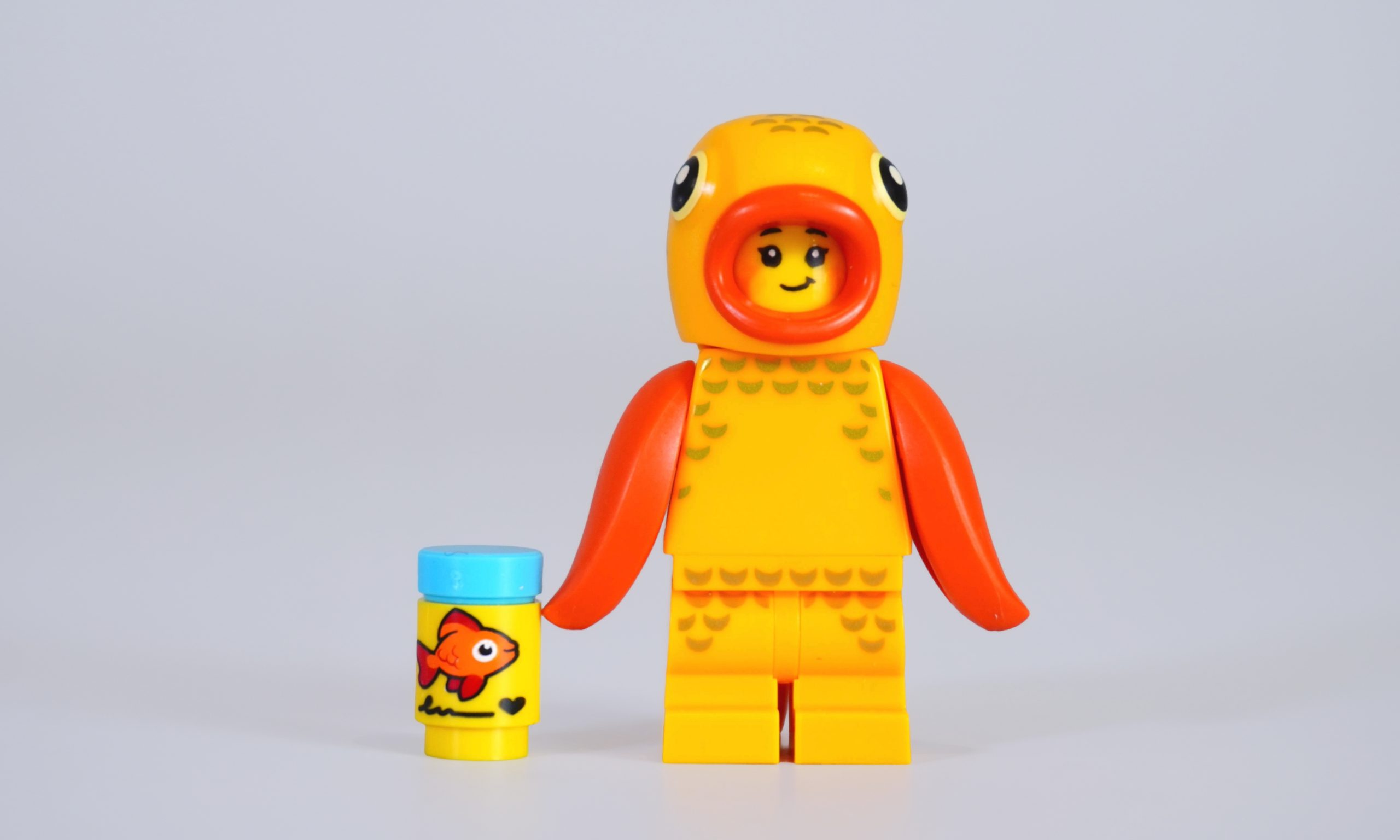 LEGO Collecctible Minifigures Series 28 review 037 scaled