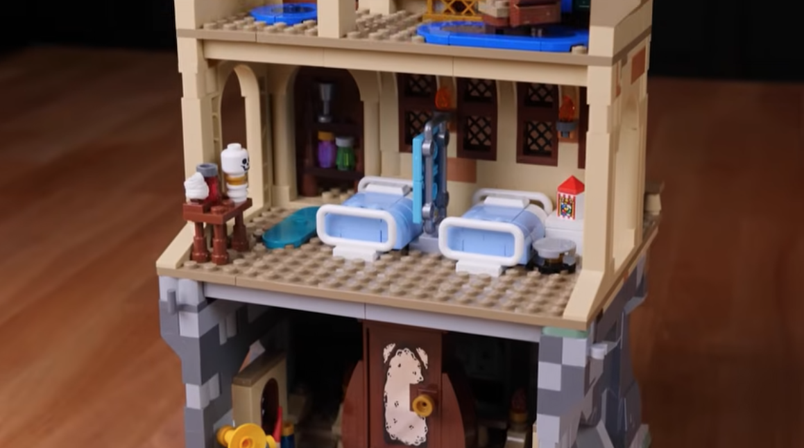 LEGO Harry Potter 76463 Zamek Hogwart Szpital Skrzydło 2