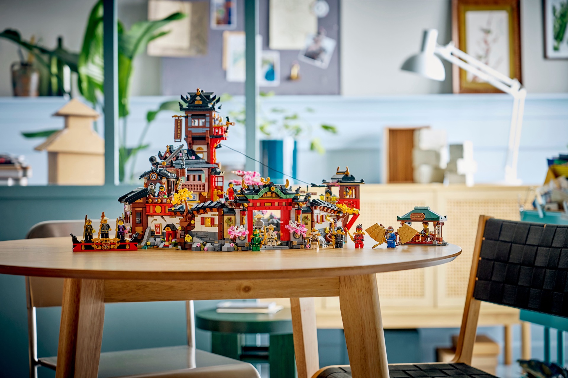 LEGO NINJAGO 71861 The Old Town 16