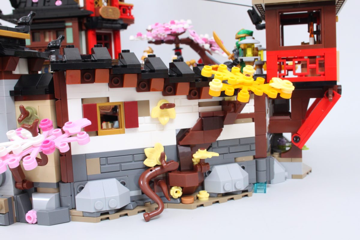 LEGO NINJAGO 71861 The Old Town review 11 1200x800