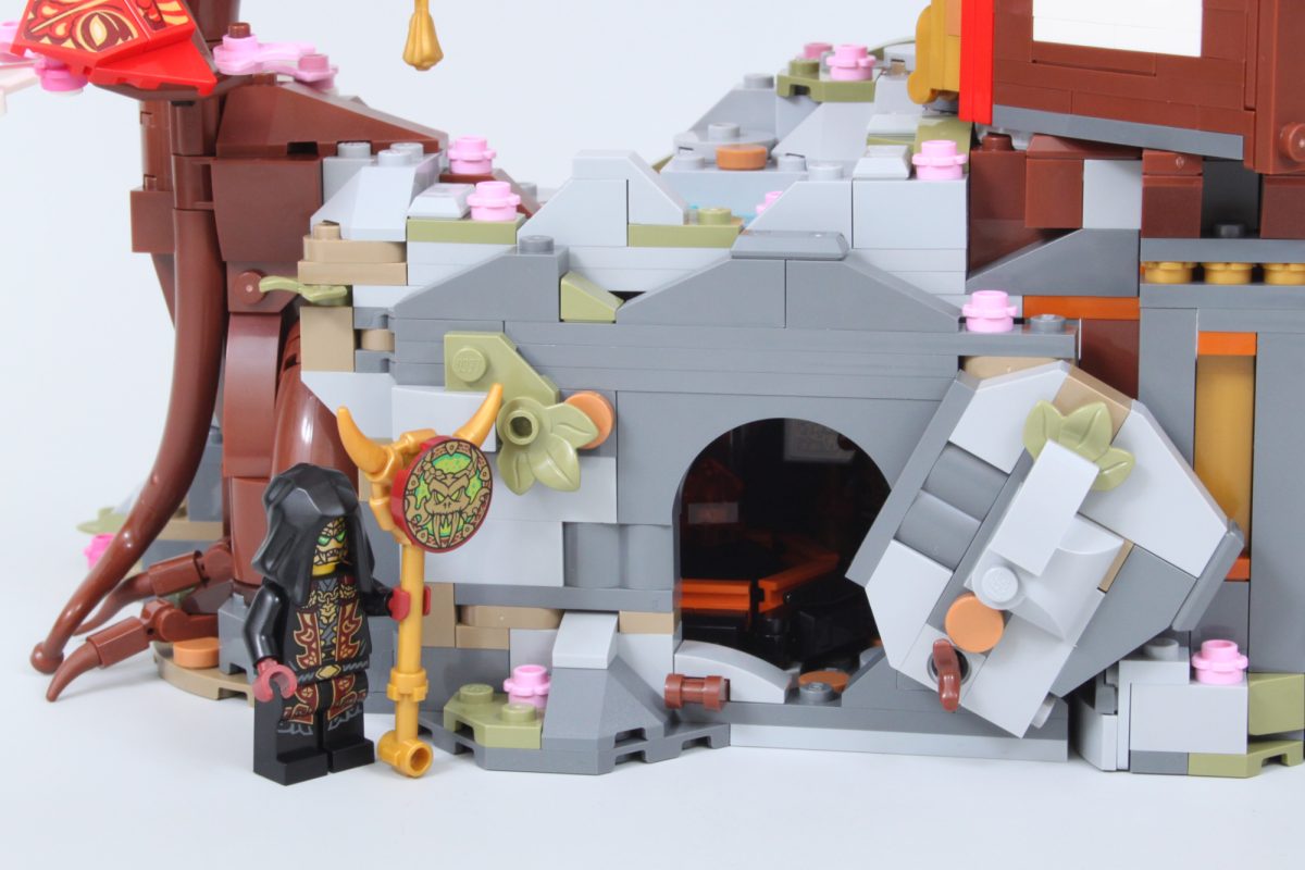 LEGO NINJAGO 71861 The Old Town review 99 1200x800