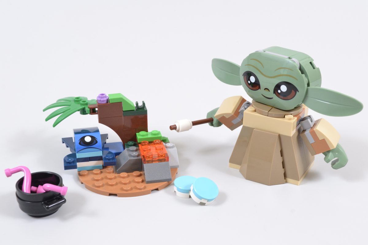 LEGO Star Wars 75443 Grogus Homestead 2 1200x800