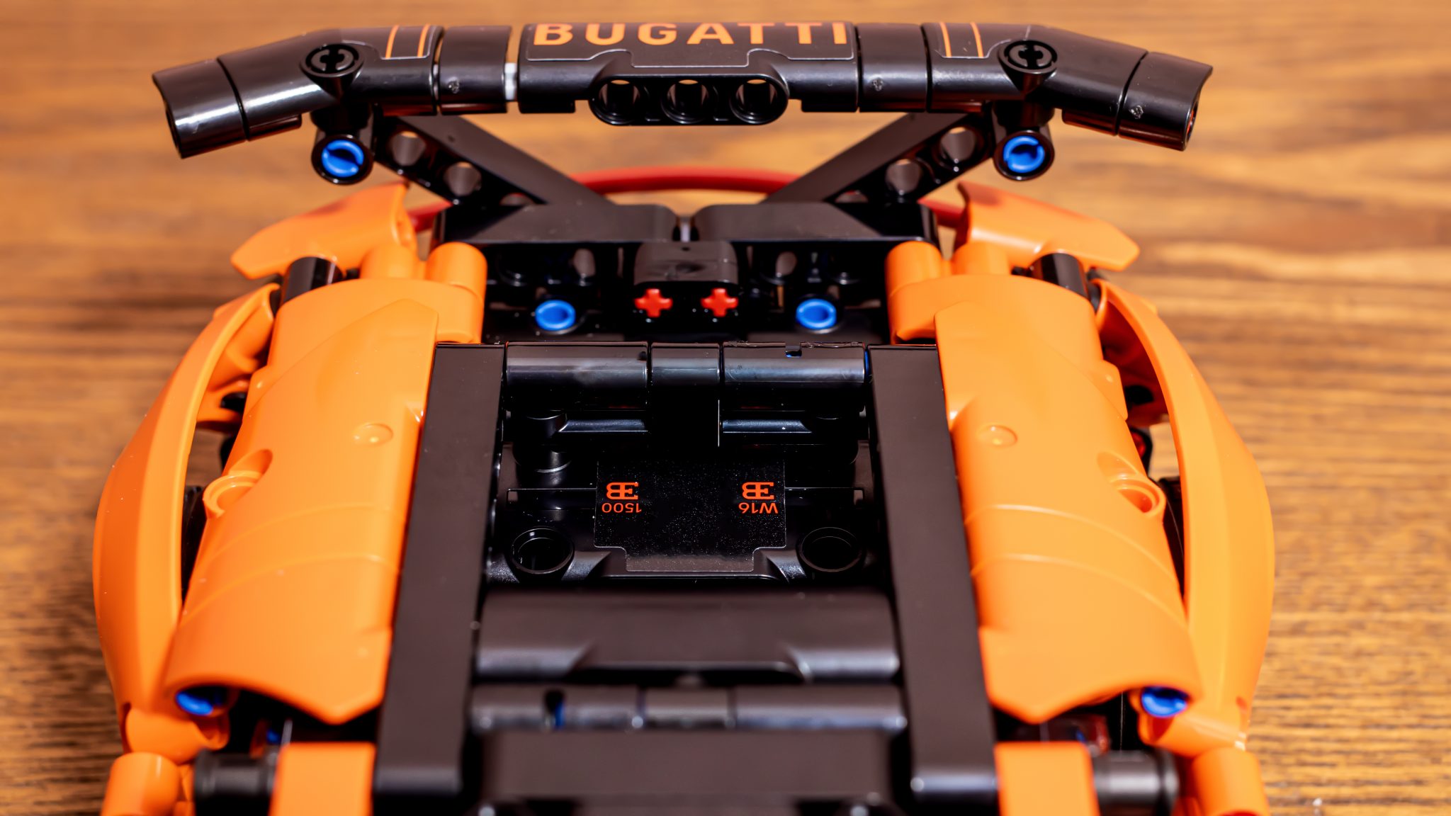 LEGO Technic 42222 Bugatti Chiron Pur Sport review