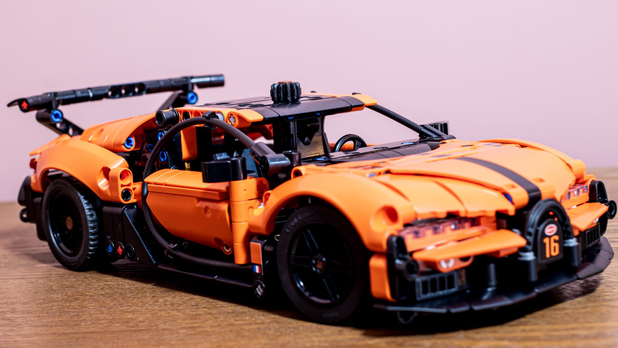 LEGO Technic 42222 Bugatti Chiron Pur Sport review