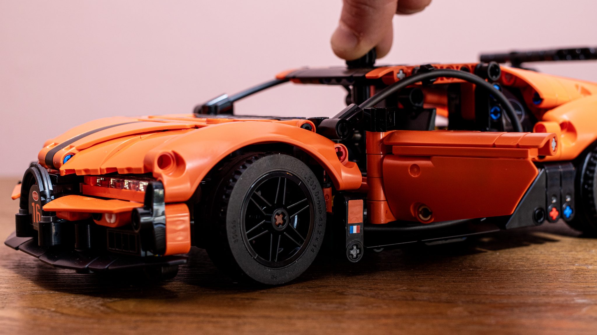 LEGO Technic 42222 Bugatti Chiron Pur Sport review