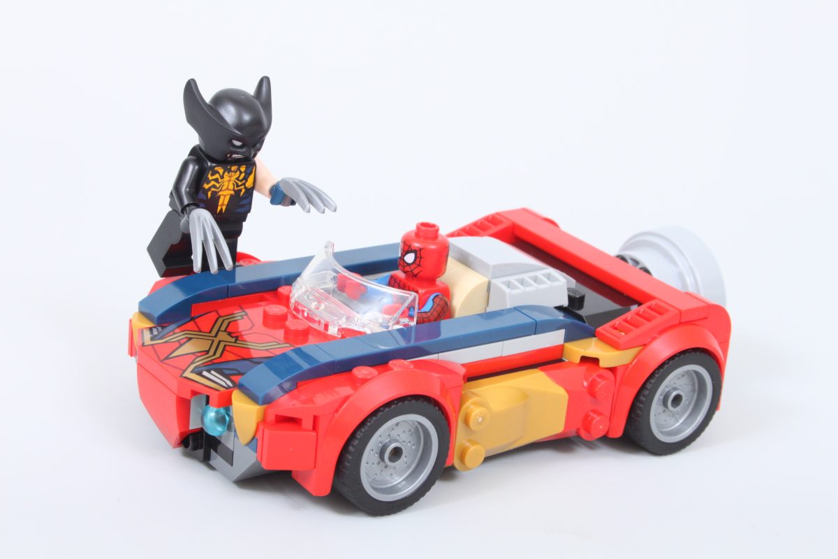 lego marvel 76336 Spider Man Car vs. Venomized Wolverine review 1 1200x800