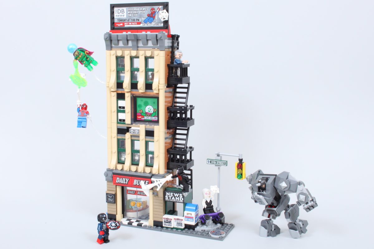 lego marvel 76342 Spider Man vs. Mysterio the daily bugle review 1 1200x800