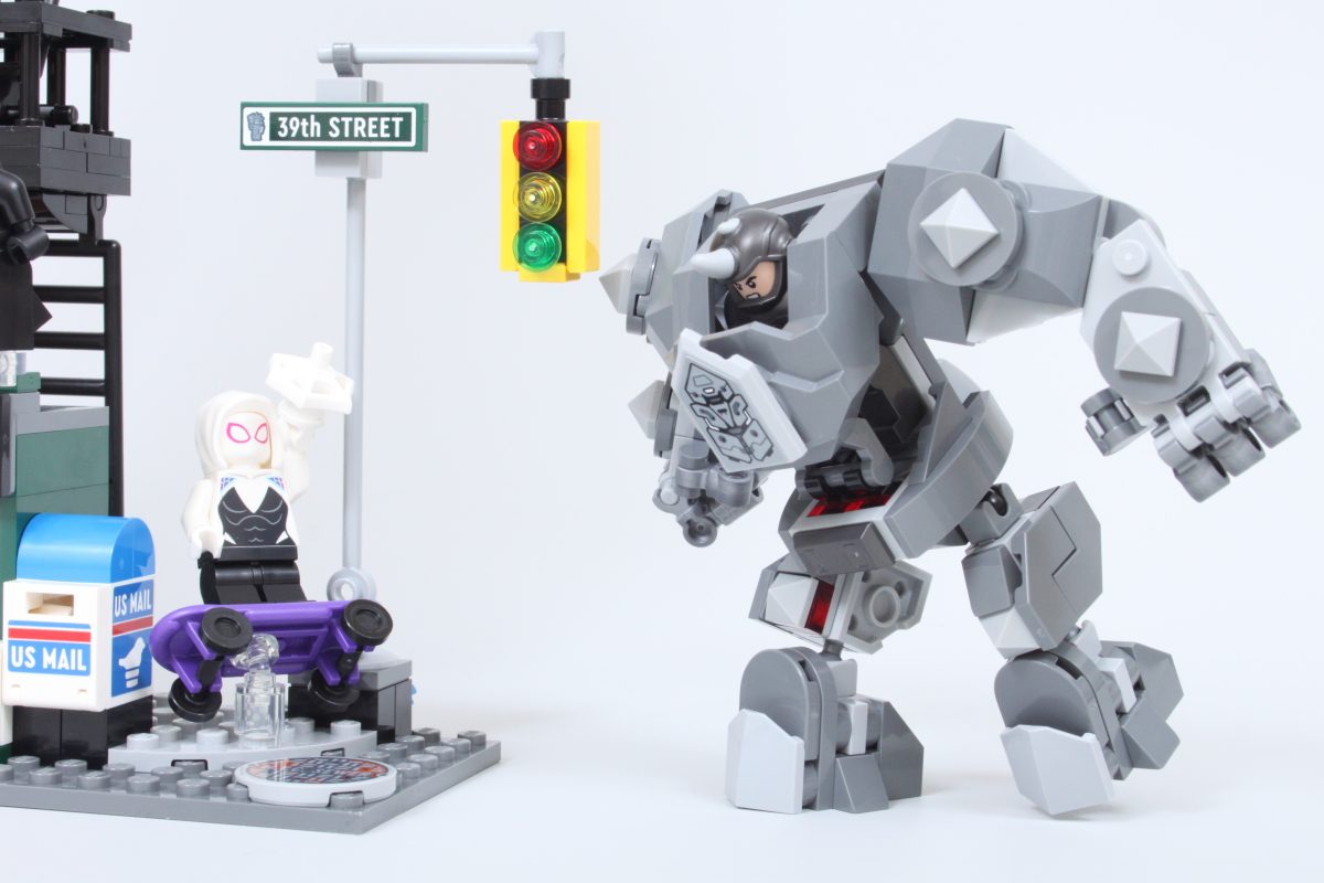 lego marvel 76342 Spider Man vs. Mysterio the daily bugle review 2 1200x800
