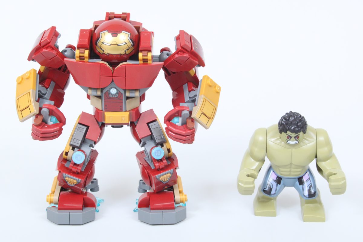 lego marvel 76343 Epic Battle Hulkbuster vs The Hulk review 13 1200x800