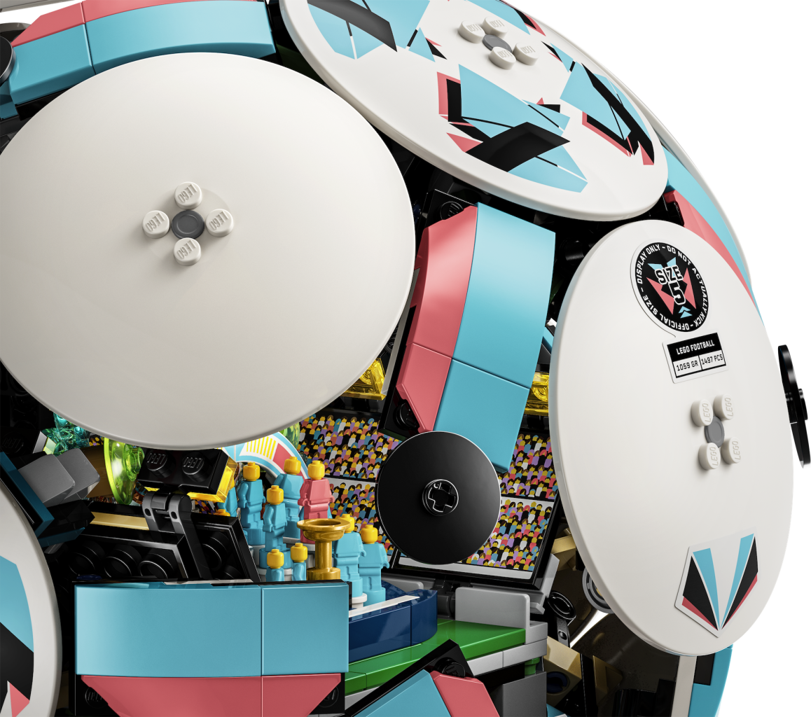 LEGO Editions 43019 Fußball 4 1158x1024