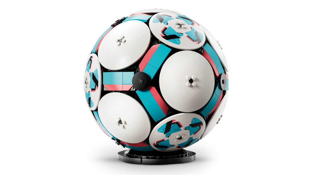 LEGO Editions 43019 Fußball 5 1200x675