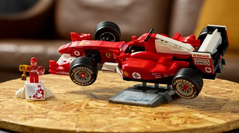 LEGO Icons 11375 Ferrari F2004 Michael Schumacher