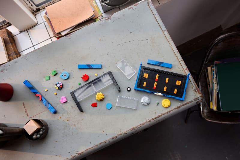 LEGO Pokemon 40892 Kanto Region Badge Collection lifestyle 2