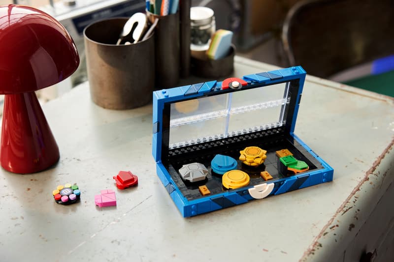 LEGO Pokemon 40892 Kanto Region Badge Collection lifestyle 4