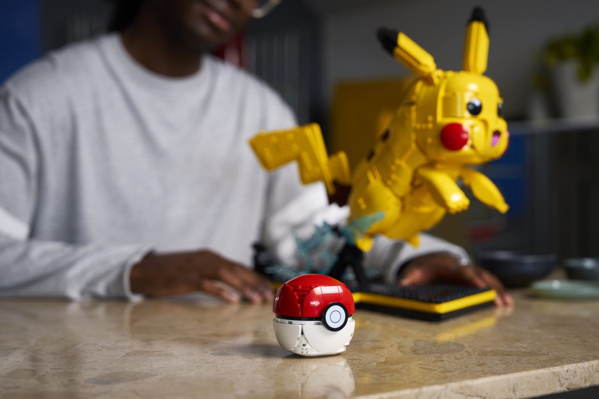 LEGO Pokemon 72152 Pikachu and Poke Ball 14 1200x800