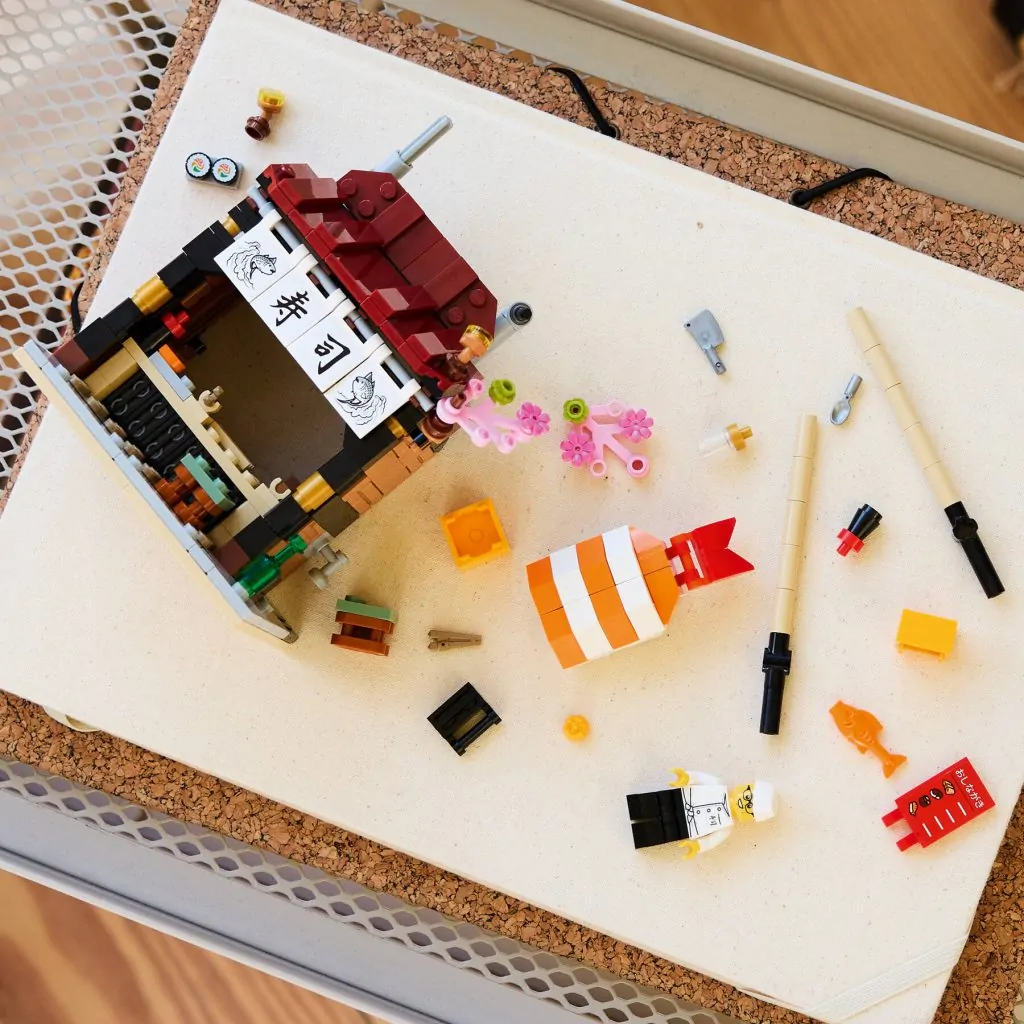 LEGO 40906 Lifestyle 1024x1024