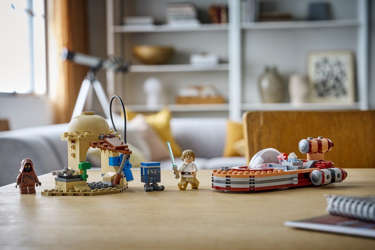 LEGO Star Wars 75420 Lukes Landspeeder 8 1200x800