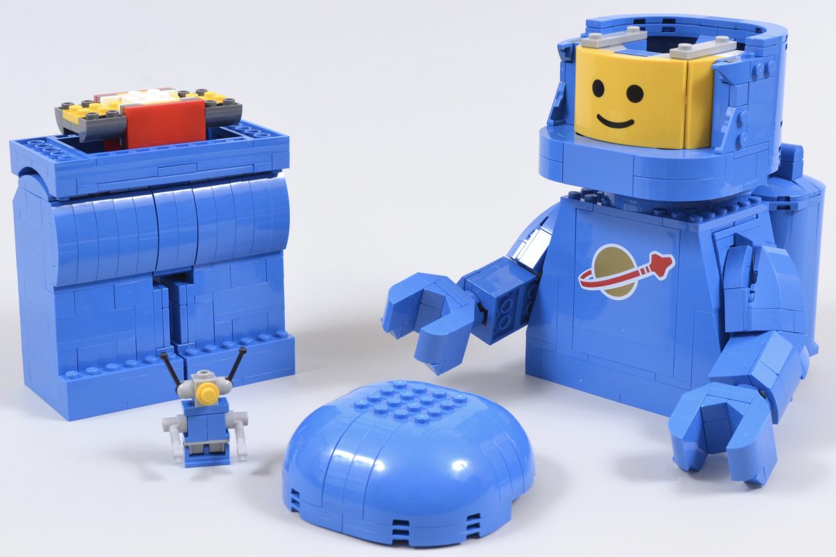 LEGO 40921 Minifigura de Astronauta Azul em Escala Ampliada 20 1200x800
