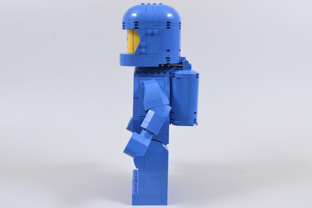 LEGO 40921 Minifigura de Astronauta Azul em Escala Ampliada 6 1200x800