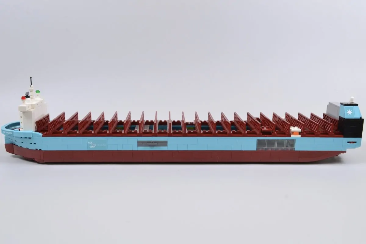 LEGO 40955 Navio Porta-Contêineres Maersk de Combustível Duplo 18 1200x800