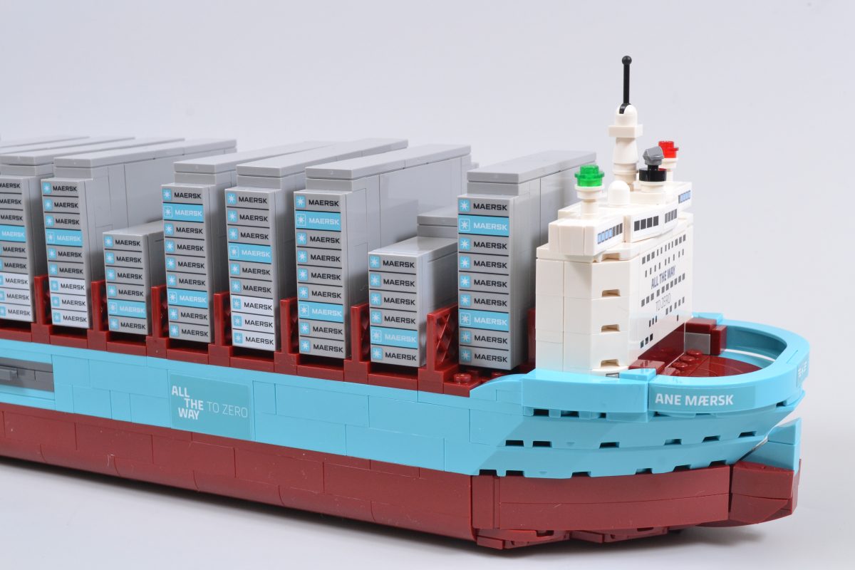 LEGO 40955 Navio Porta-Contêineres Maersk de Combustível Duplo 21 1200x800