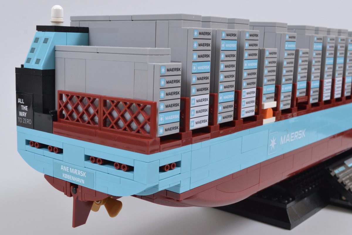 LEGO 40955 Navio Porta-Contêineres Maersk de Combustível Duplo 5 1 1200x800