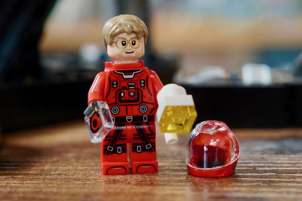 Análise do LEGO Icons 11389 Projeto Ave Maria 24 1200x800