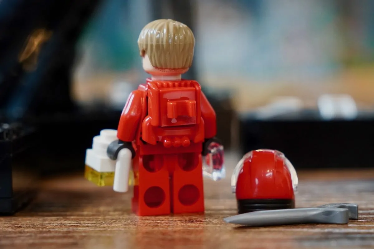 Análise do LEGO Icons 11389 Projeto Ave Maria 25 1200x800