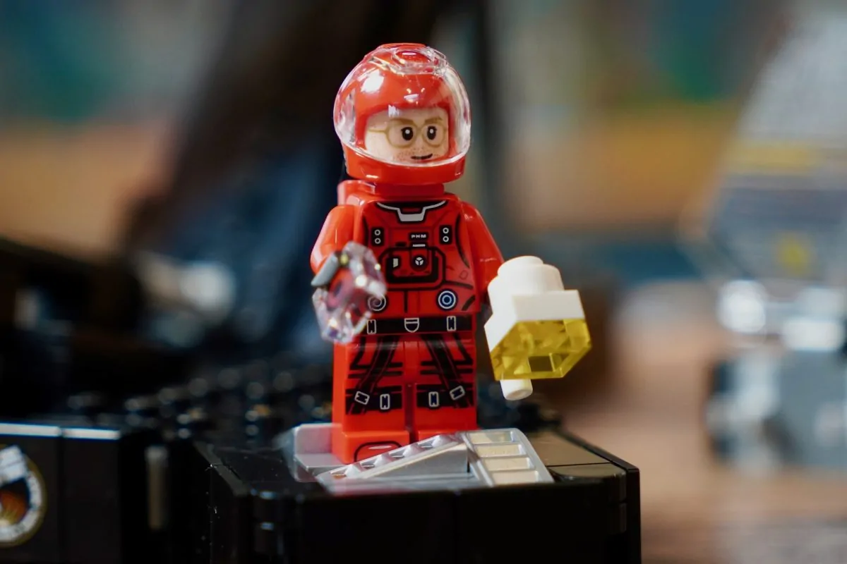 Análise do LEGO Icons 11389 Projeto Ave Maria 5 1200x800