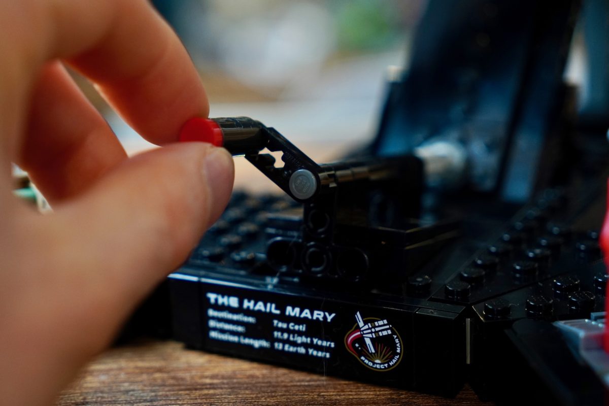 Análise do LEGO Icons 11389 Projeto Ave Maria 8 1200x800