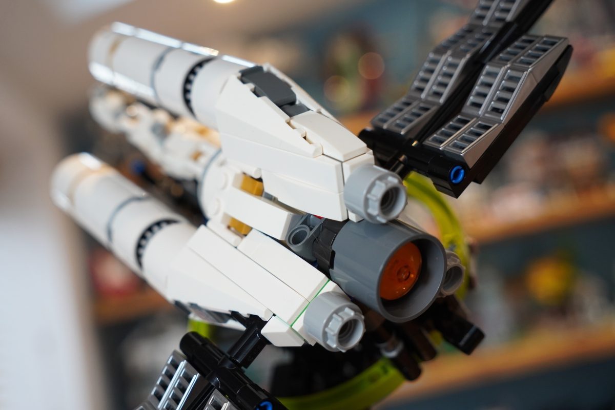 Análise do LEGO Icons 11389 Projeto Ave Maria 9 1200x800