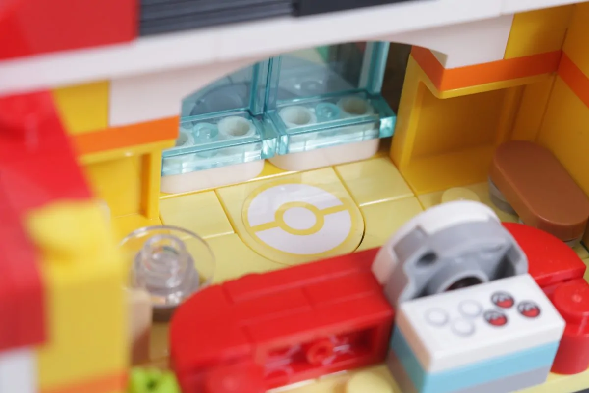 LEGO Pokémon 40911 Mini Pokémon Center Testbericht 6 1200x800