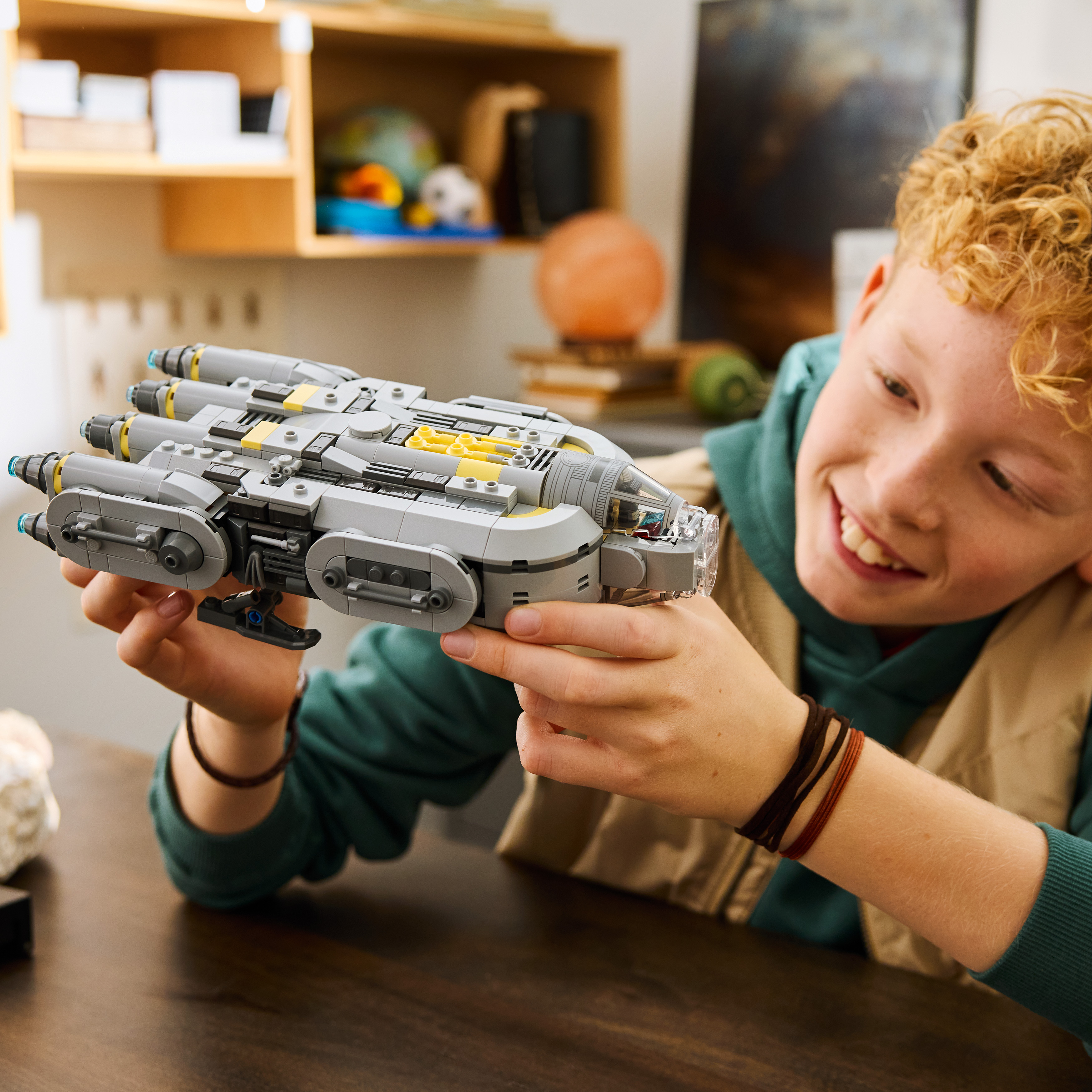 LEGO Star Wars 75445 Anzellan Starship 5