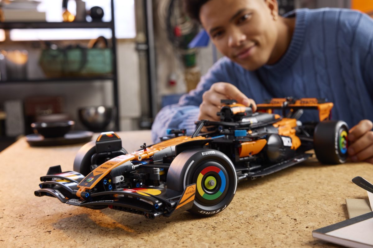 LEGO Technic 42228 42228 McLaren MCL39 11 1200x800