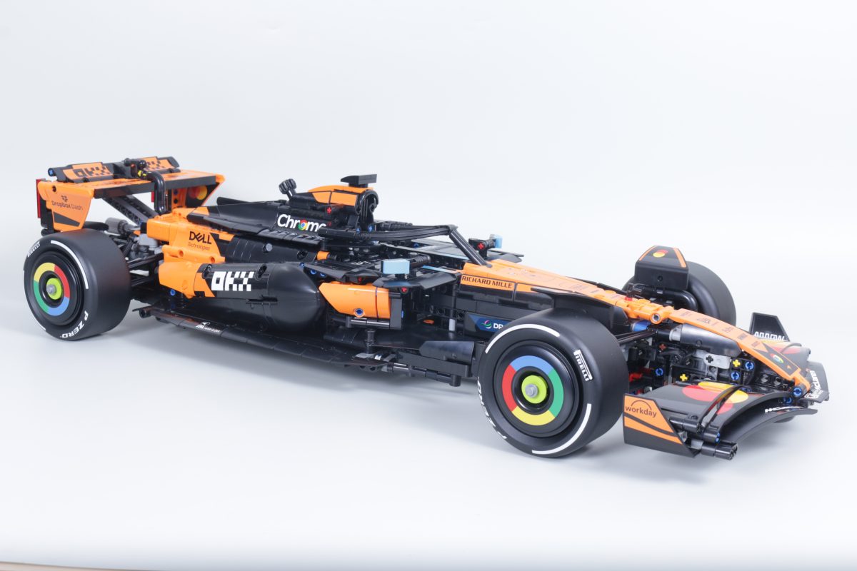 LEGO Technic 42228 McLaren MCL39 F1 Car review 2 1200x800