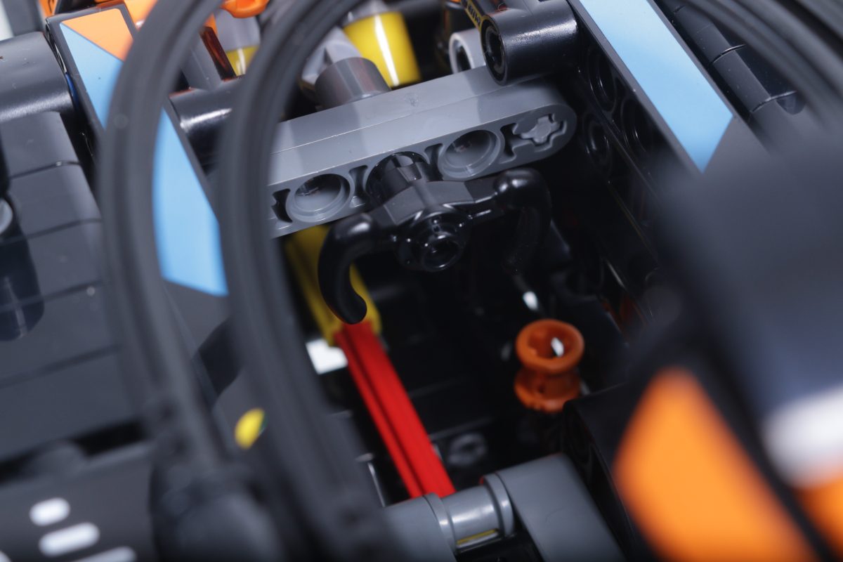LEGO Technic 42228 McLaren MCL39 F1 Car review 32 1200x800