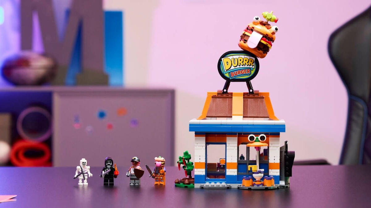 lego 77076 fortnite featured