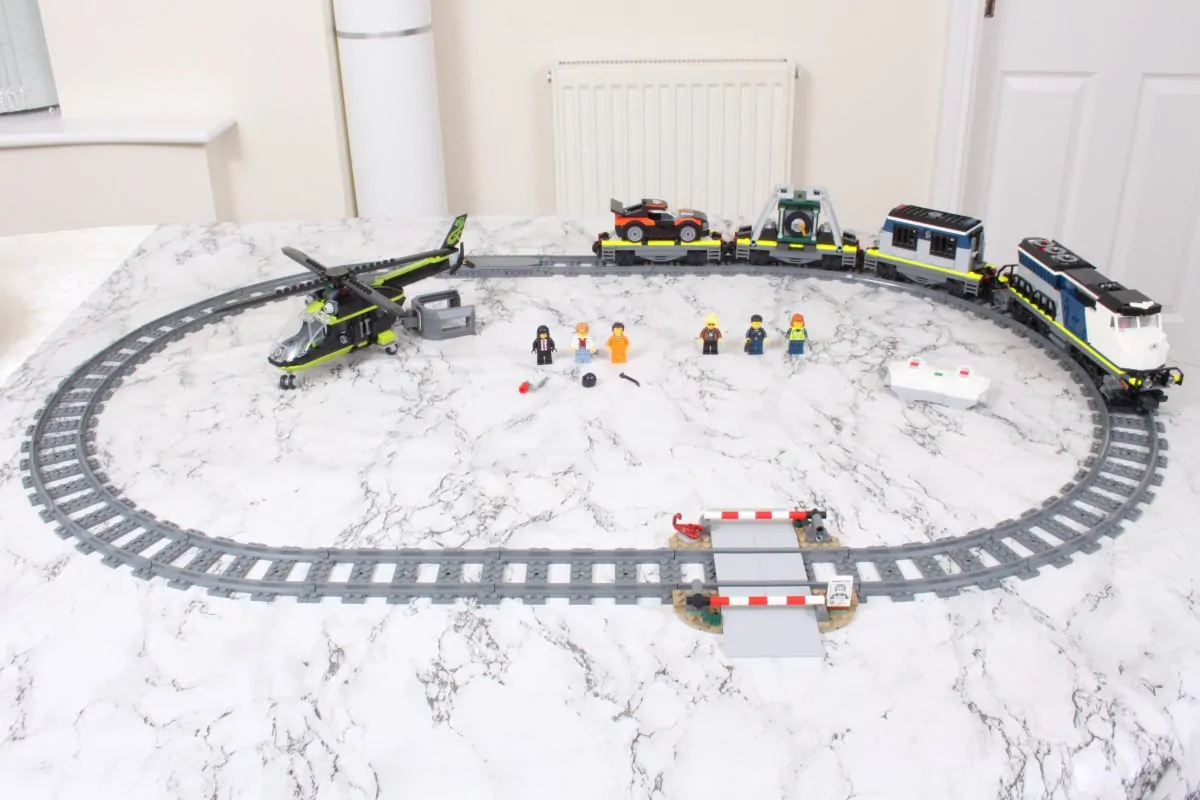 Análise do conjunto LEGO City 60508 Assalto ao Trem da Polícia (imagem 48, 1200x800)