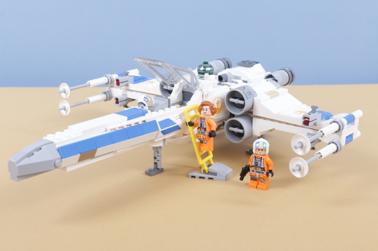 LEGO Star Wars 75460 New Republic X-Wing Starfighter review 1 Large