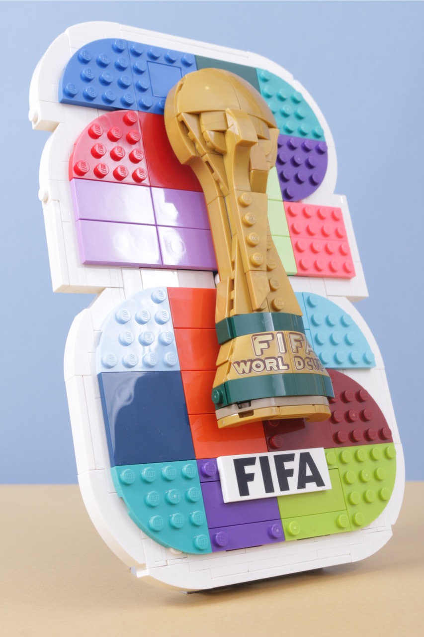 LEGO Editions 43032 FIFA World Cup 2026 Official Emblem review 6 Large