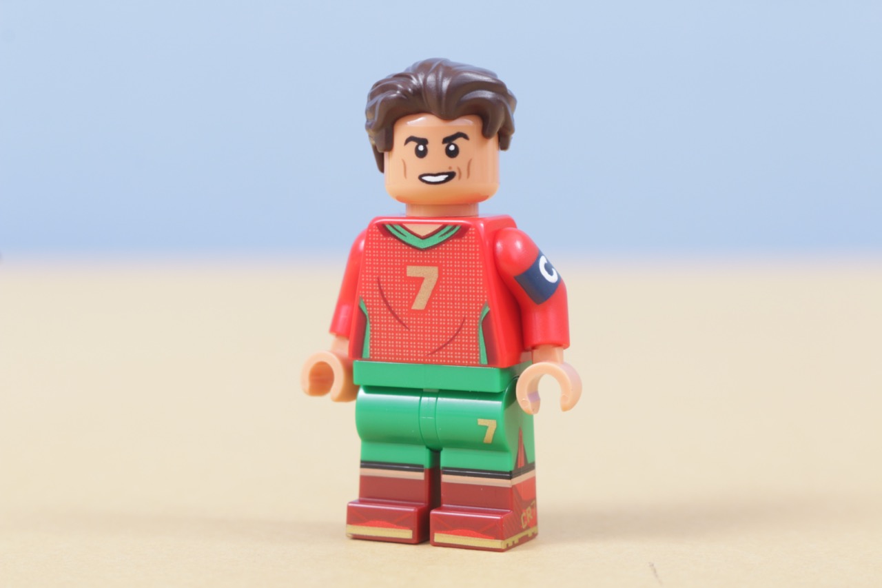 LEGO Editions Cristiano Ronaldo Lionel Messi Kylian Mbappe Vini Jr minifigures review 19 Large