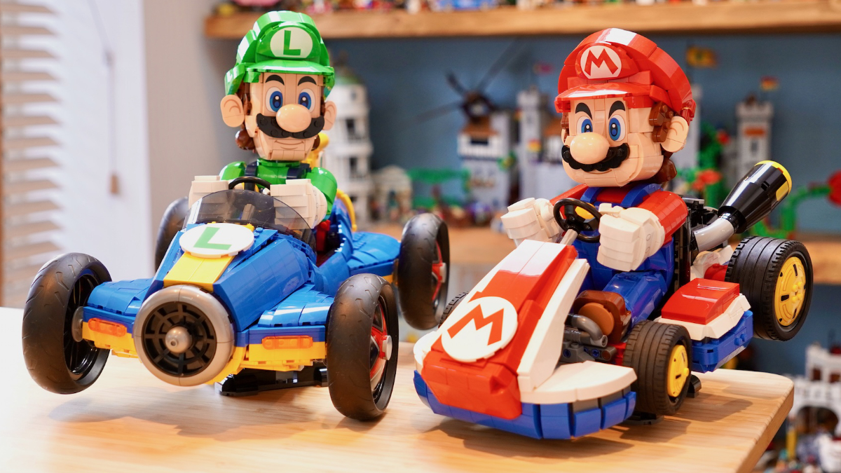 LEGO Mario Kart 72037 Mario & Standard Kart 72050 Luigi & Mach 8 review featured